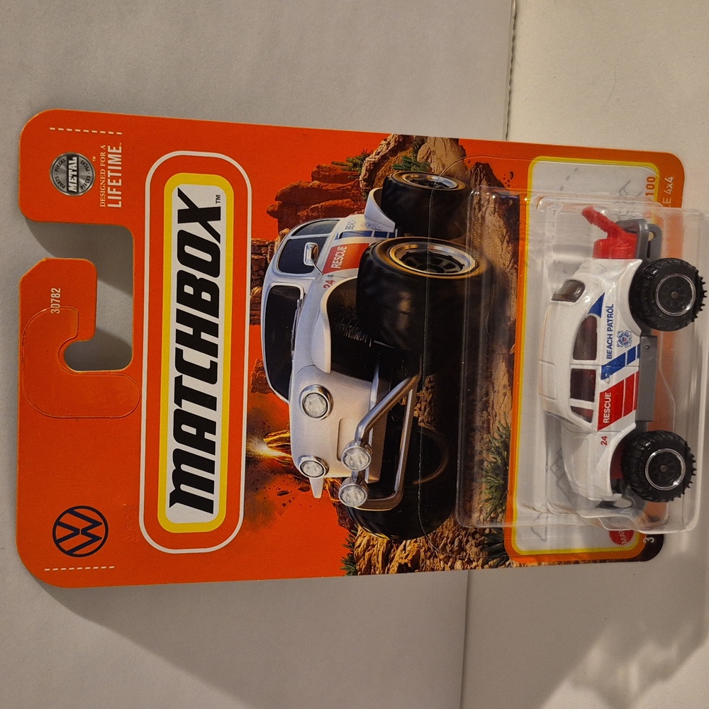 D5 Matchbox Volkswagen Beetle 4x4  with shipping protector
